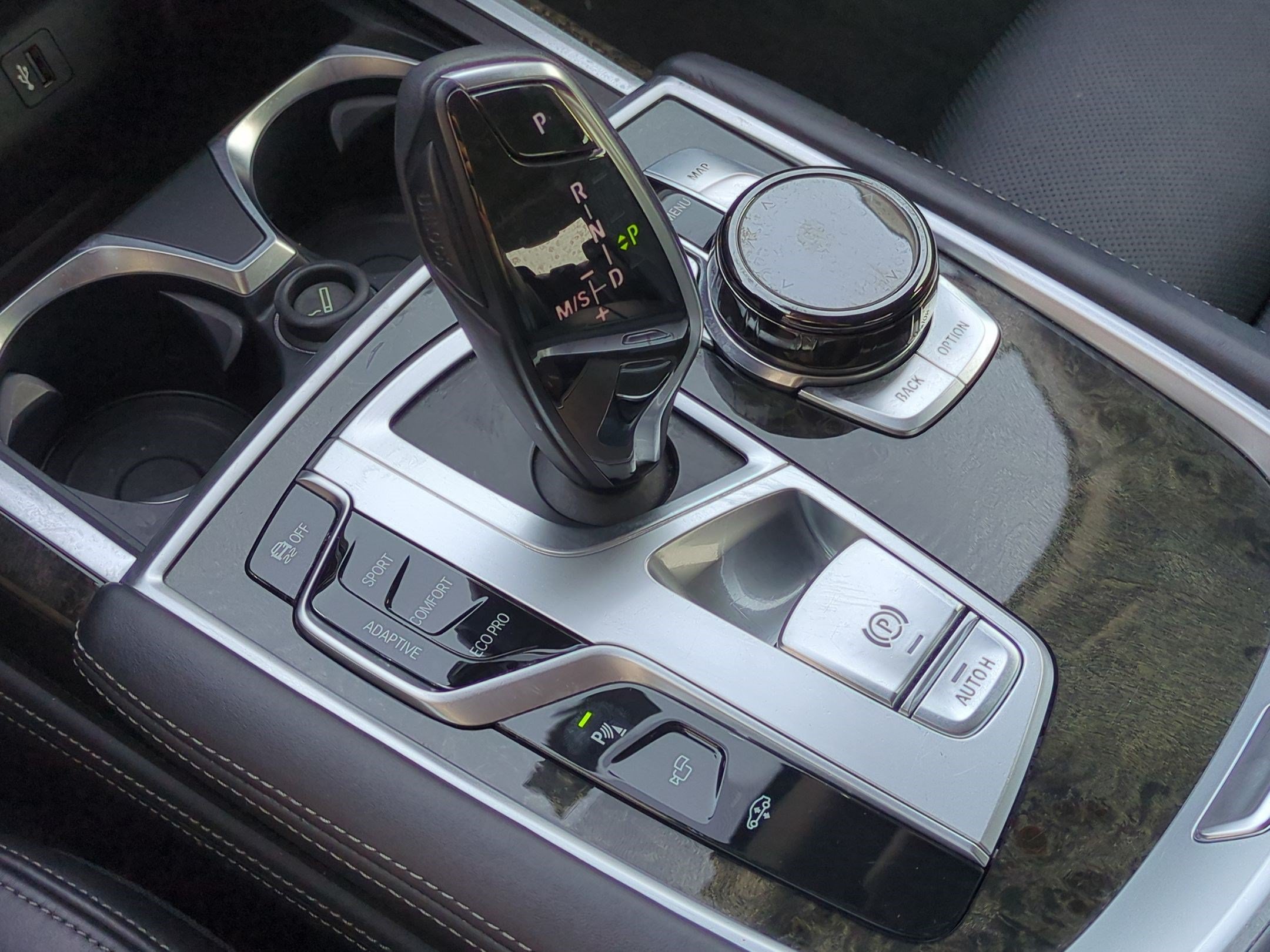 Used 2018 BMW 750i RWD image 26