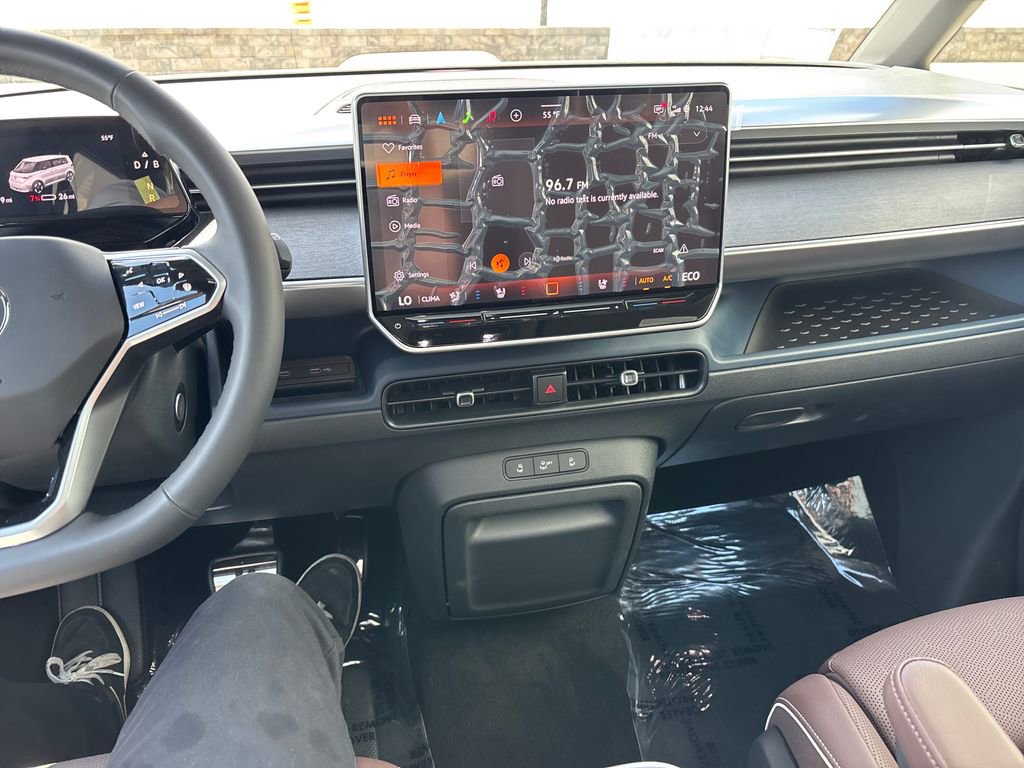 New 2025 Volkswagen ID. Buzz Pro S Plus AWD/4WD image 14