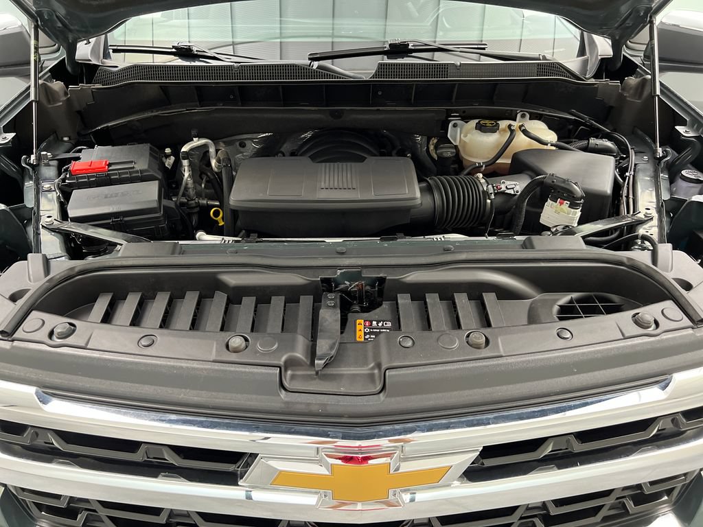 Used 2025 Chevrolet Silverado 1500 LT AWD/4WD image 69