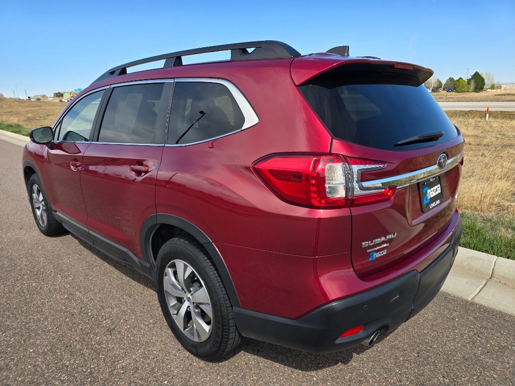 Used 2025 Subaru Ascent Premium image 3