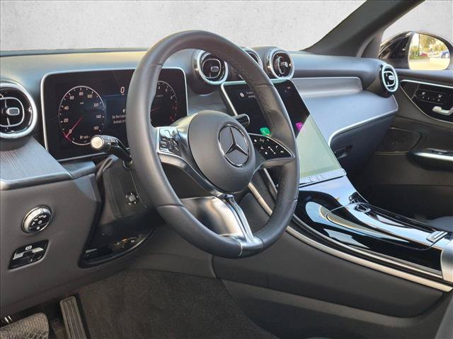 Certified 2025 Mercedes-Benz GLC 300 image 9