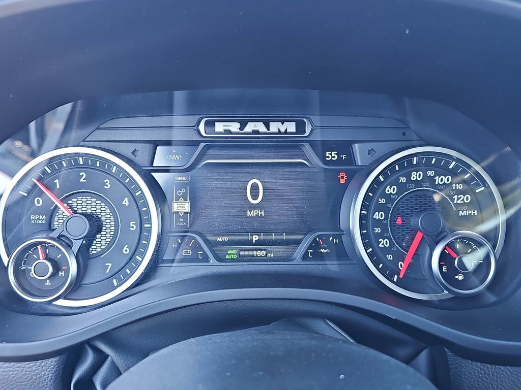 New 2026 RAM 1500 4x4 Crew Cab image 18