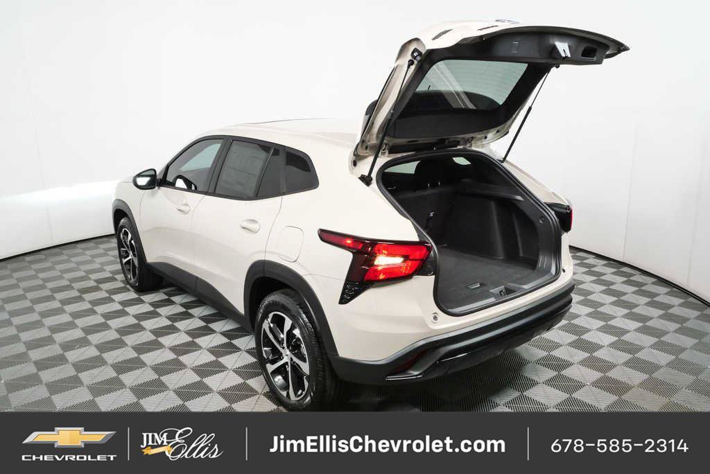New 2026 Chevrolet Trax RS w/ Sunroof Package FWD image 26