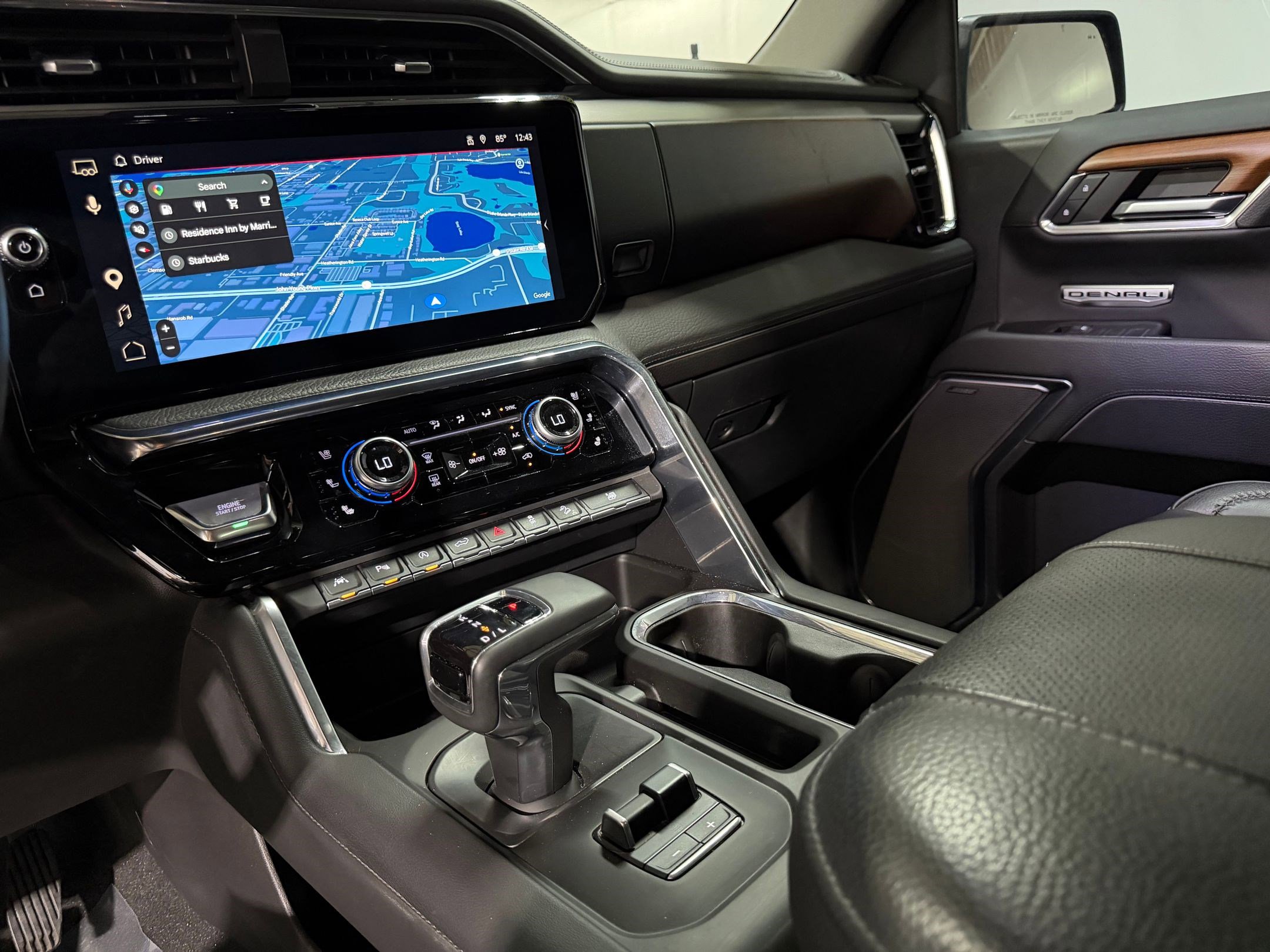 Used 2023 GMC Sierra 1500 Denali w/ Technology Package AWD/4WD image 27