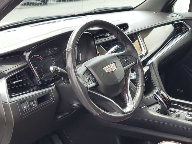 Used 2022 Cadillac XT6 Premium Luxury w/ LPO, Floor Liner Package AWD/4WD image 13