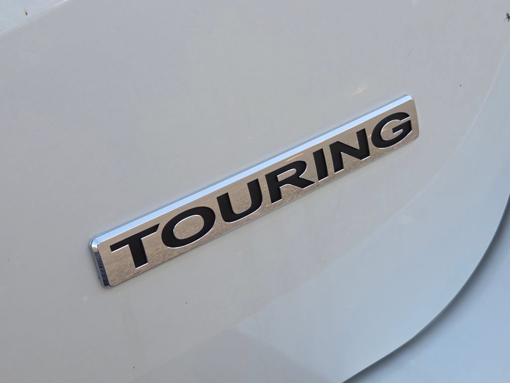 New 2026 Honda Odyssey Touring image 22