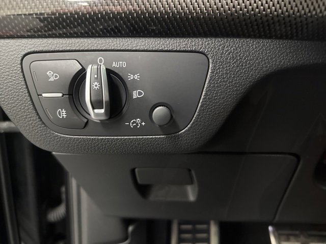 Used 2020 Audi SQ5 Premium Plus w/ Premium Plus Package image 25