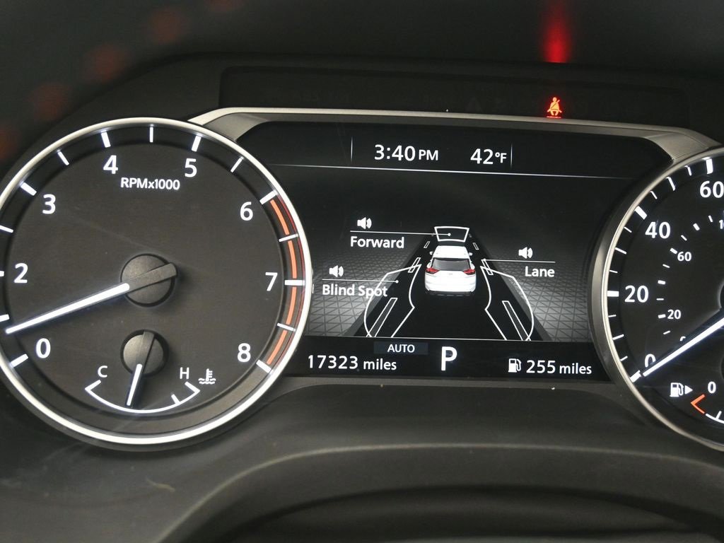 Used 2025 Nissan Rogue SV w/ Rock Creek Premium Package image 8