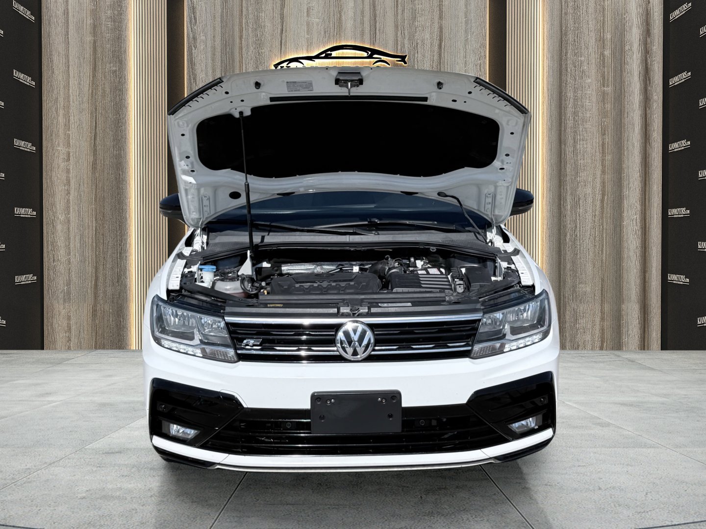 Used 2019 Volkswagen Tiguan SEL R-Line FWD image 21