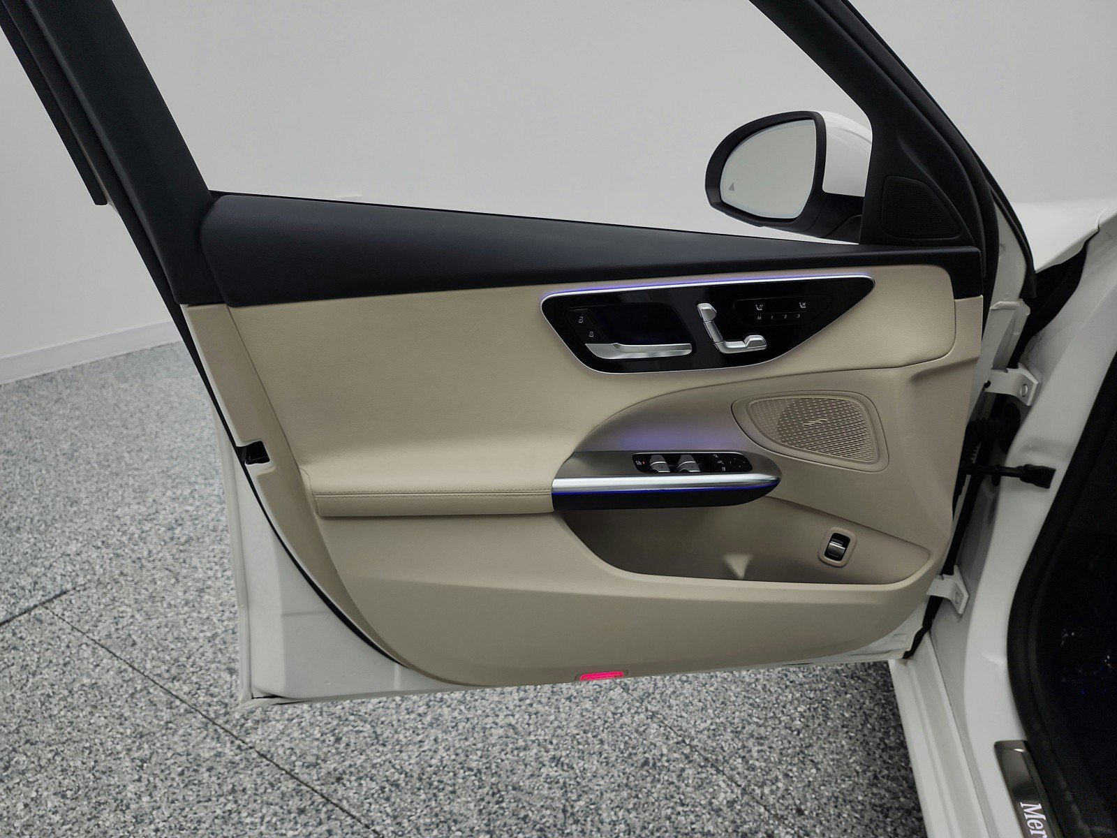 Used 2023 Mercedes-Benz C 300 Sedan image 14