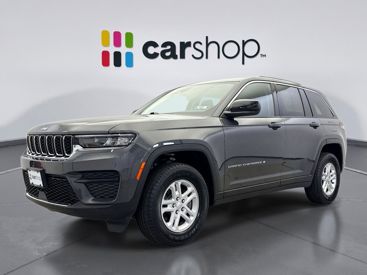 Used 2023 Jeep Grand Cherokee Laredo