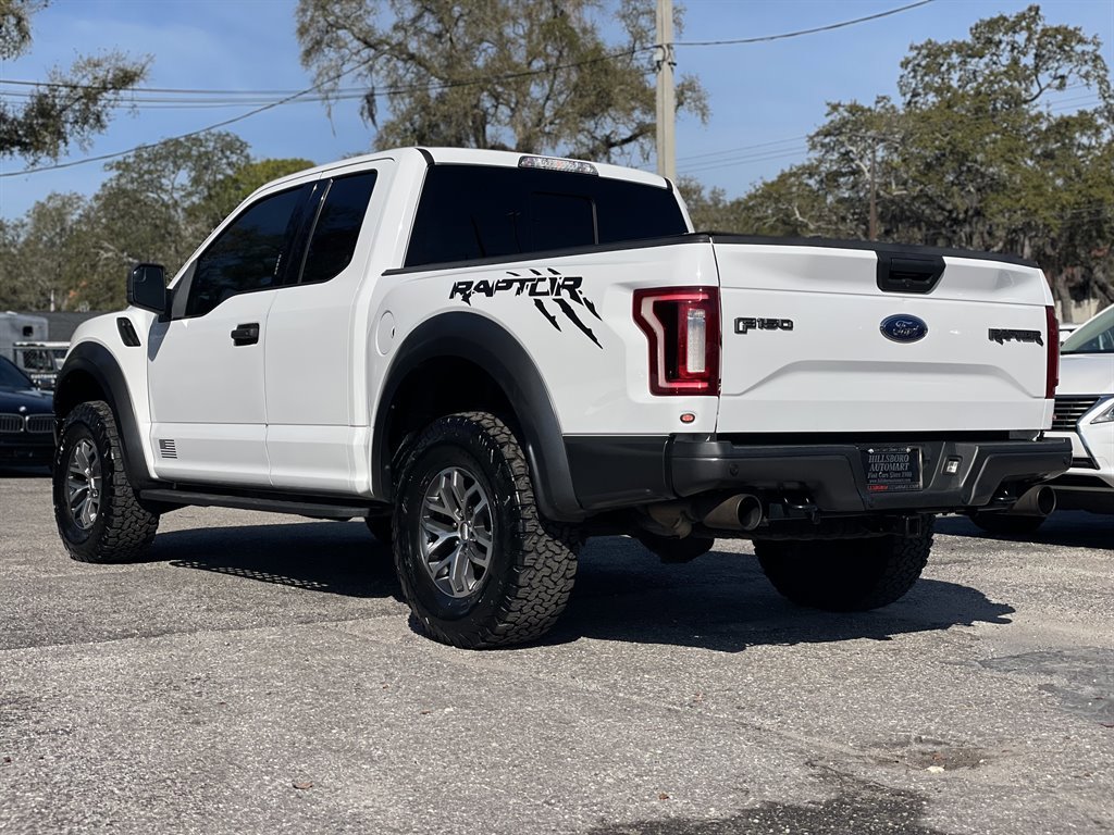 Used 2017 Ford F150 Raptor w/ Equipment Group 801A Mid image 11