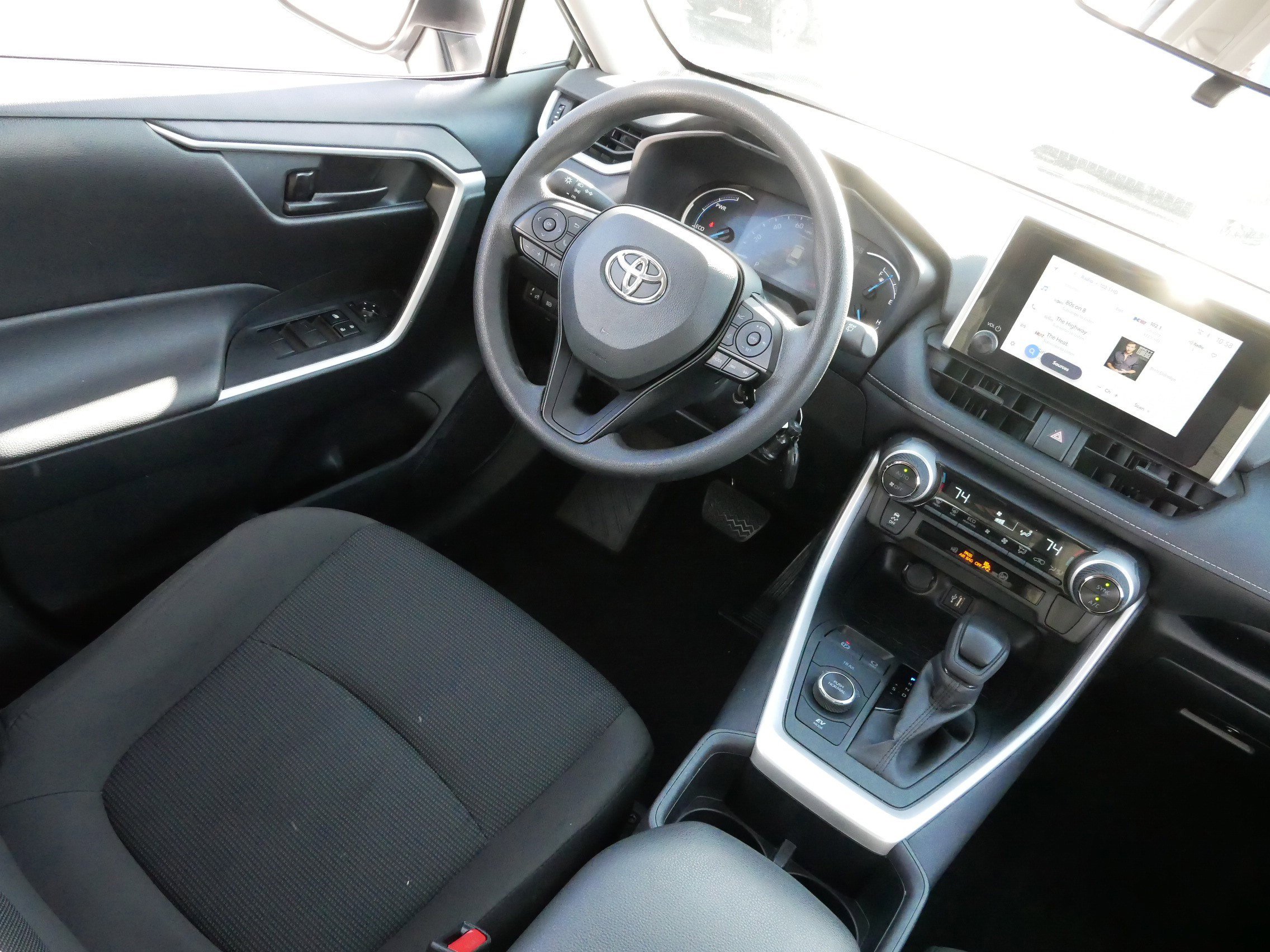 Certified 2025 Toyota RAV4 LE image 7