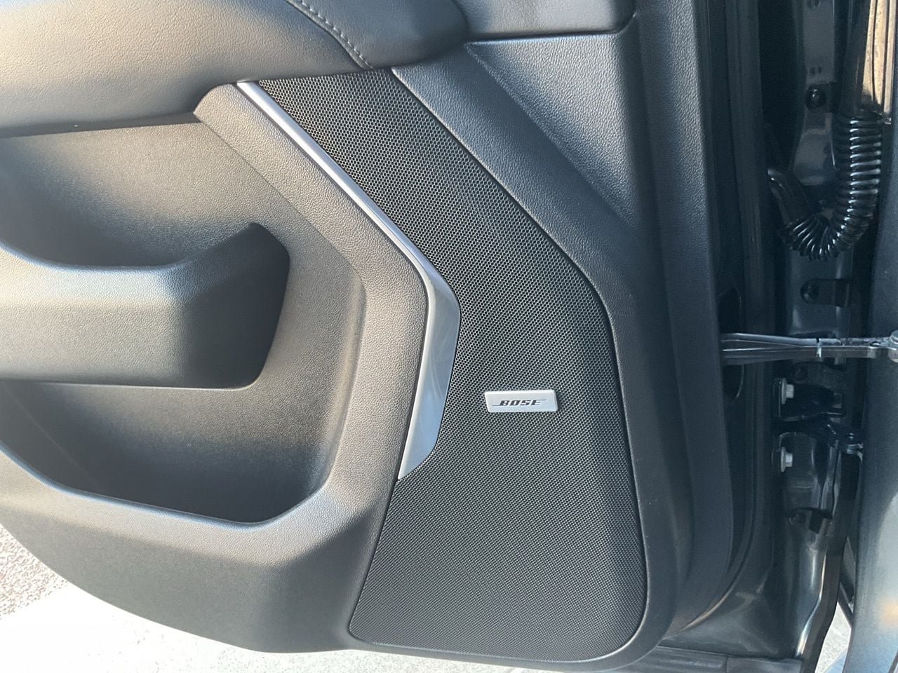 Used 2021 Chevrolet Tahoe Z71 AWD/4WD image 13