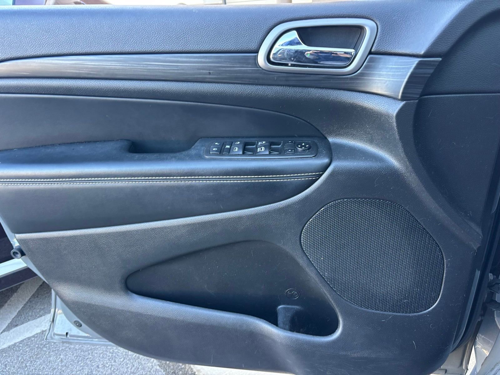 Used 2021 Jeep Grand Cherokee Freedom Edition image 7