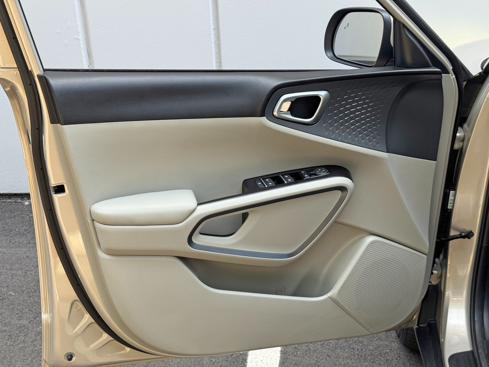 Used 2020 Kia Soul EX FWD image 35