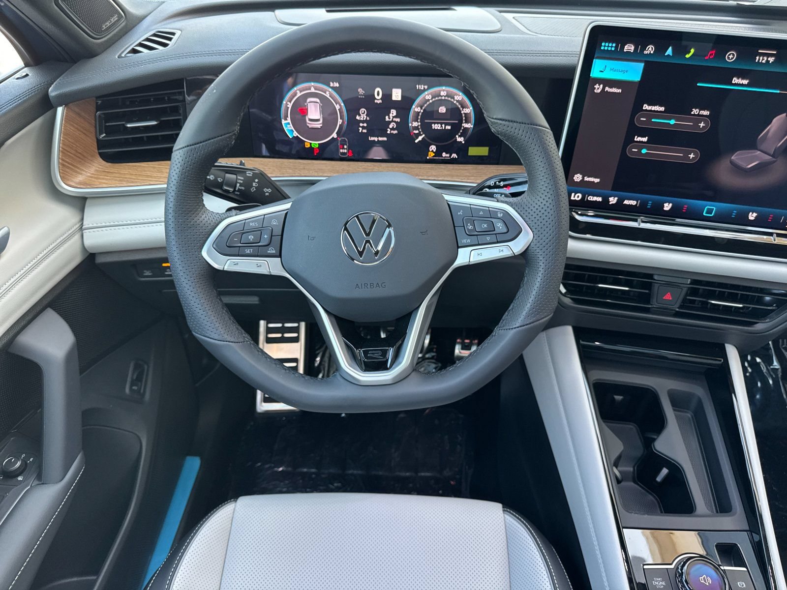 New 2026 Volkswagen Tiguan SEL R-Line AWD/4WD image 14