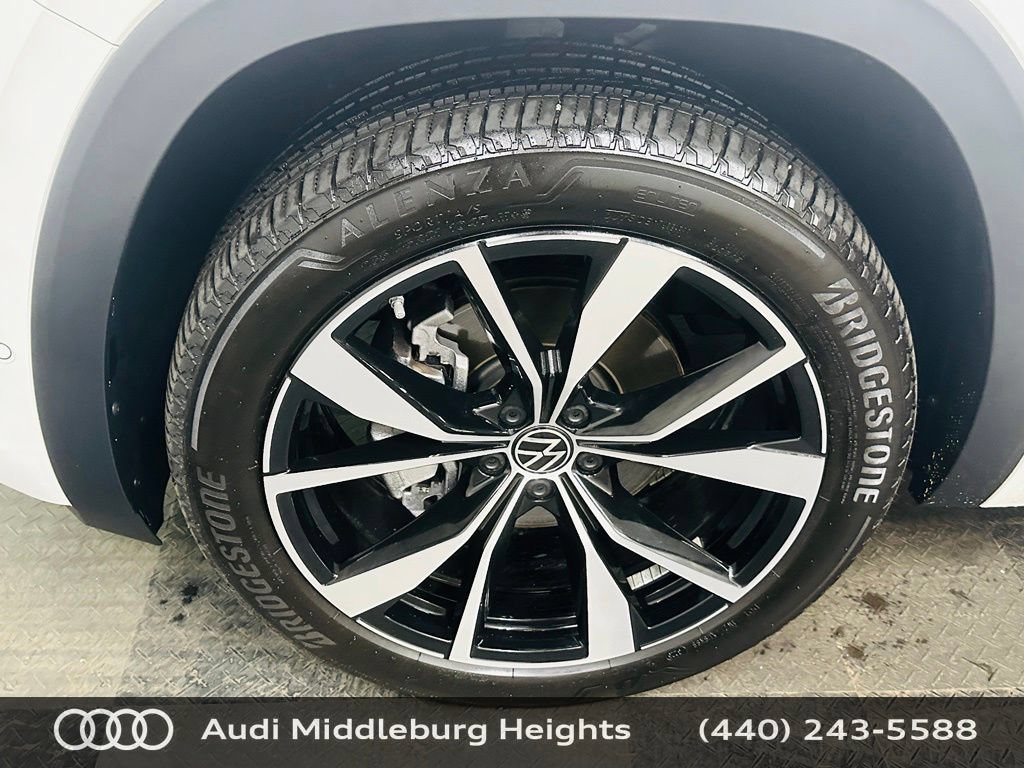Used 2026 Volkswagen Atlas SEL Premium R-Line AWD/4WD image 31