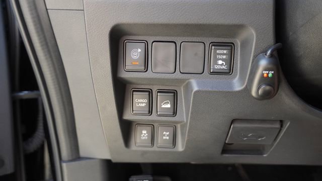 Used 2023 Nissan Frontier PRO-4X w/ Pro Convenience Package AWD/4WD image 20