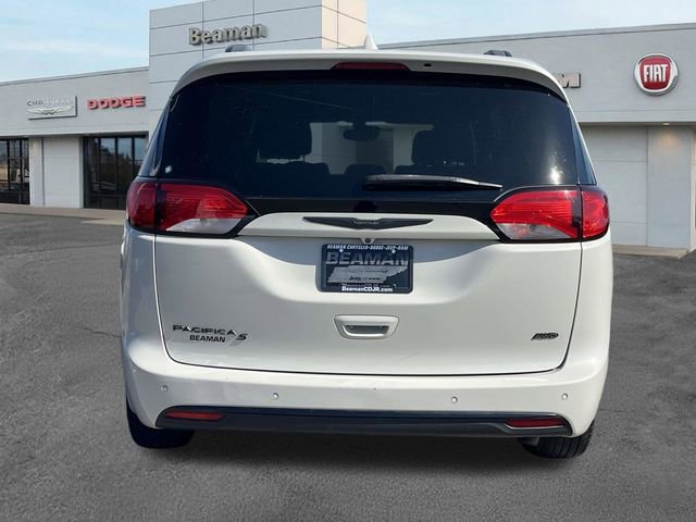 Used 2020 Chrysler Pacifica Touring-L w/ Advanced Safetytec Group image 6