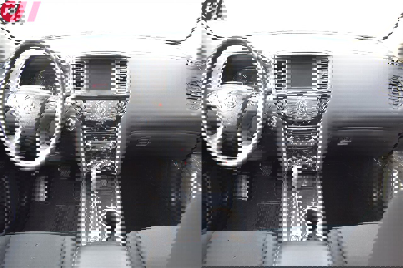 Used 2019 Nissan Pathfinder S image 11