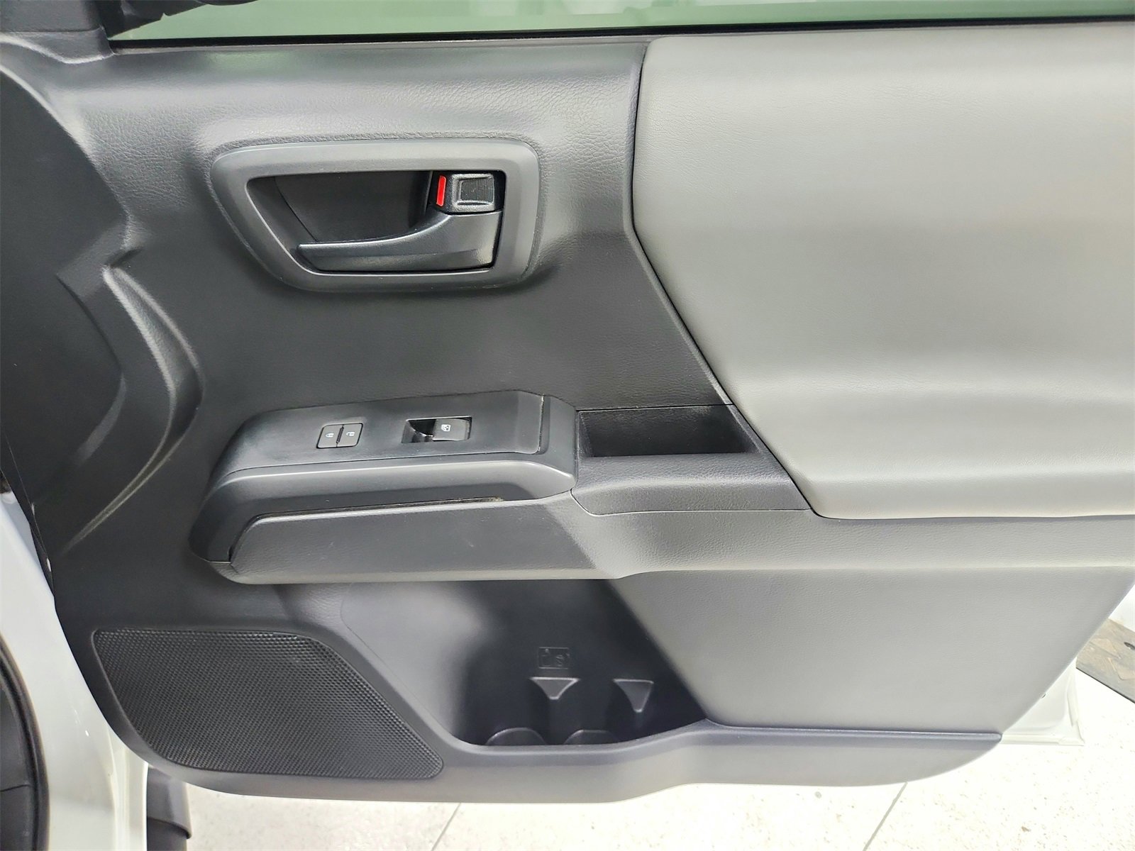 Used 2023 Toyota Tacoma SR image 36