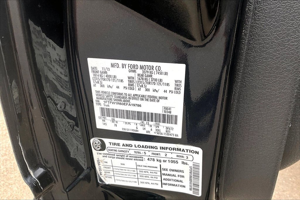 Used 2014 Ford F150 Raptor w/ Equipment Group 801A Luxury AWD/4WD image 32