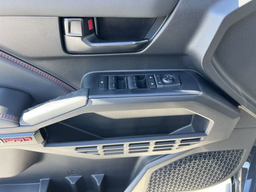 Used 2025 Toyota Tacoma TRD Pro image 15