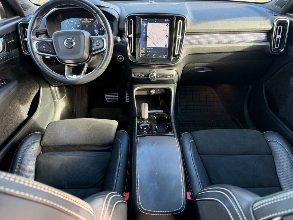 Used 2020 Volvo XC40 T5 R-Design w/ Protection Package Premier image 13