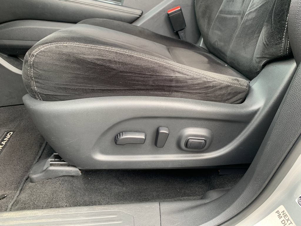 Used 2018 Nissan Murano SV FWD image 20