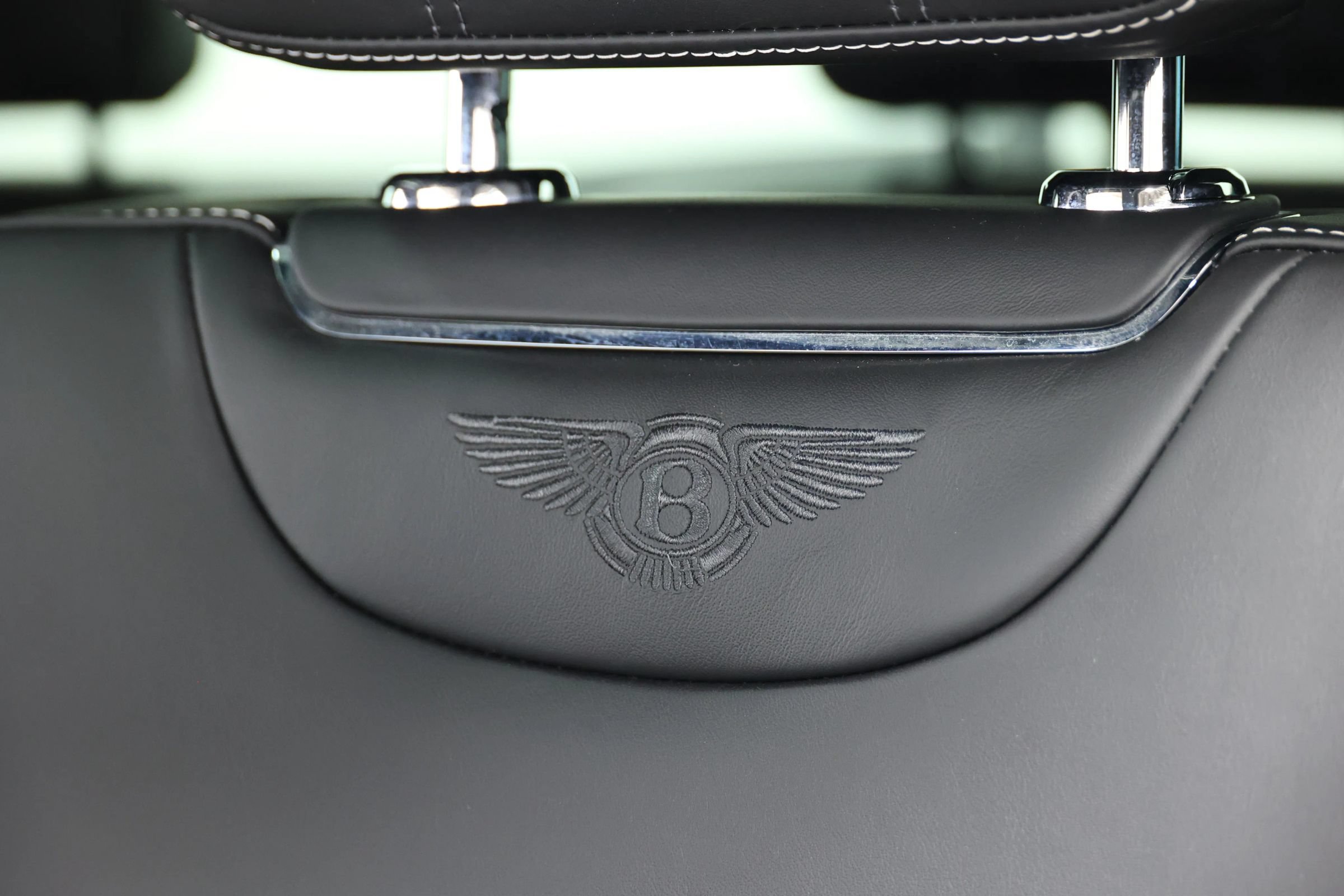 Used 2018 Bentley Bentayga Onyx Edition AWD/4WD image 58