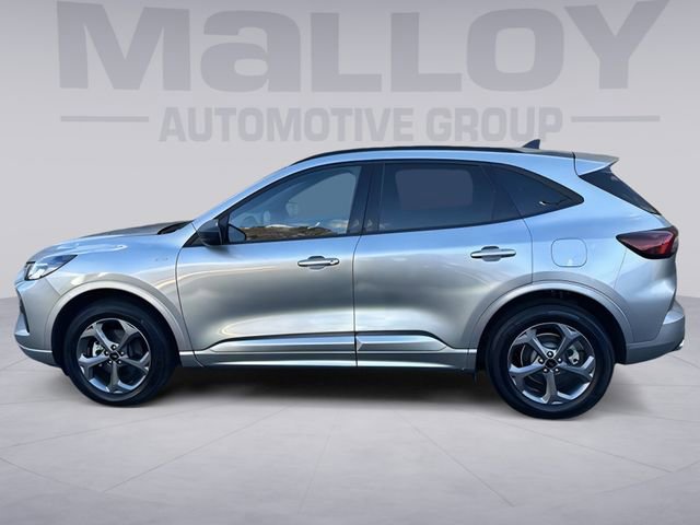Used 2024 Ford Escape ST-Line image 2