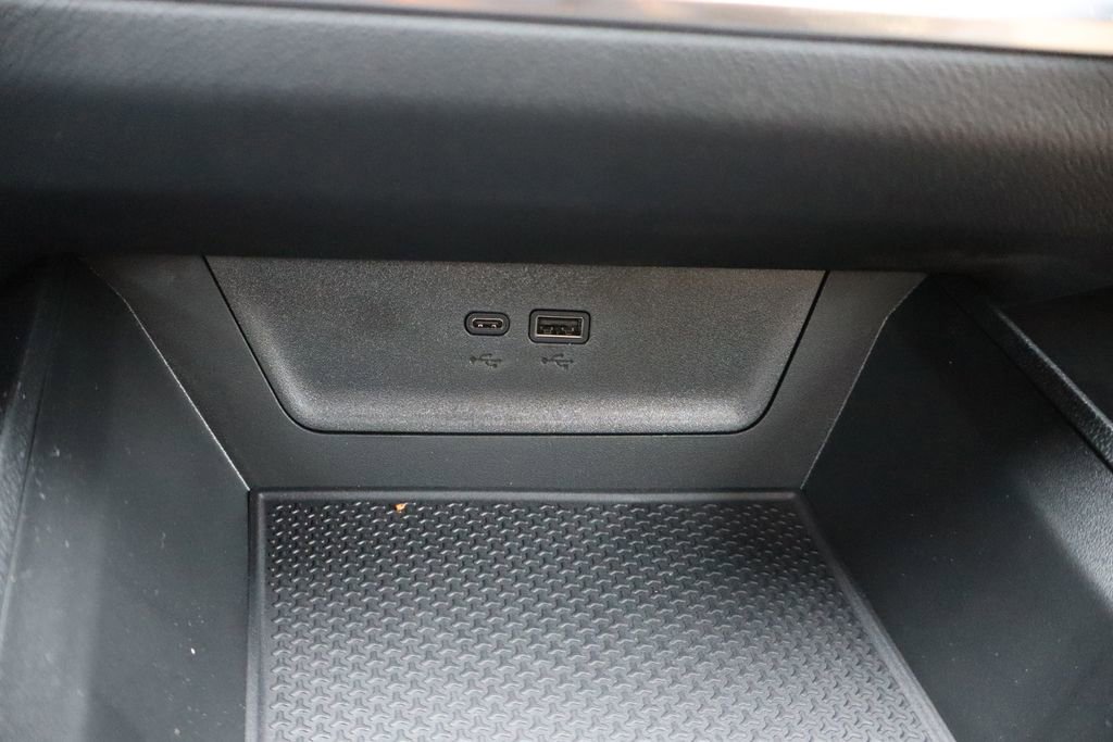 New 2026 Chevrolet Equinox ACTIV image 16