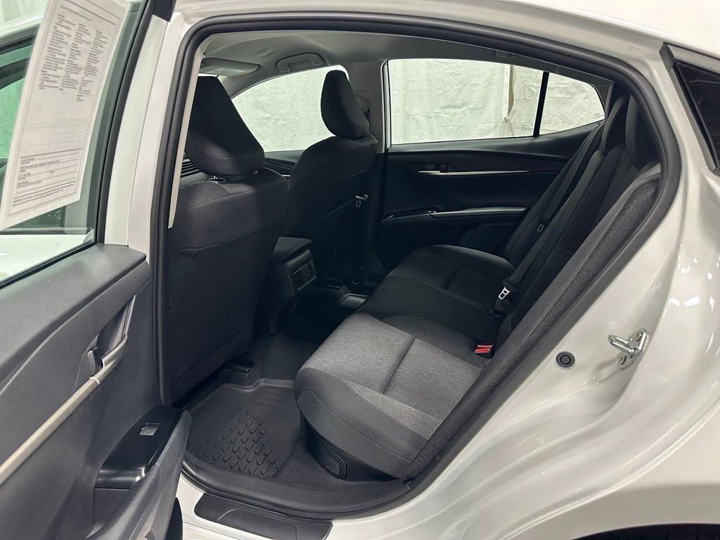 Used 2026 Toyota Camry LE FWD image 43