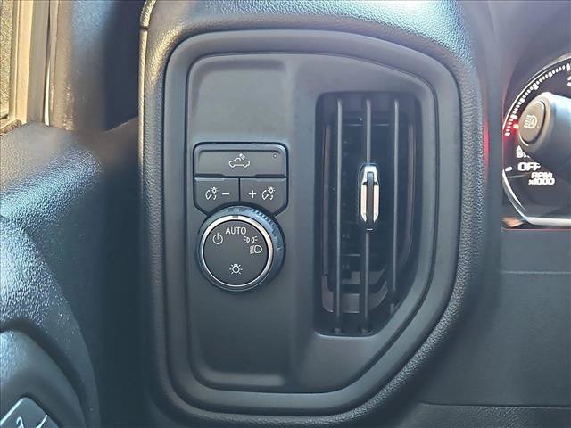Certified 2025 Chevrolet Silverado 1500 Custom w/ Turbomax Blackout Package RWD image 17