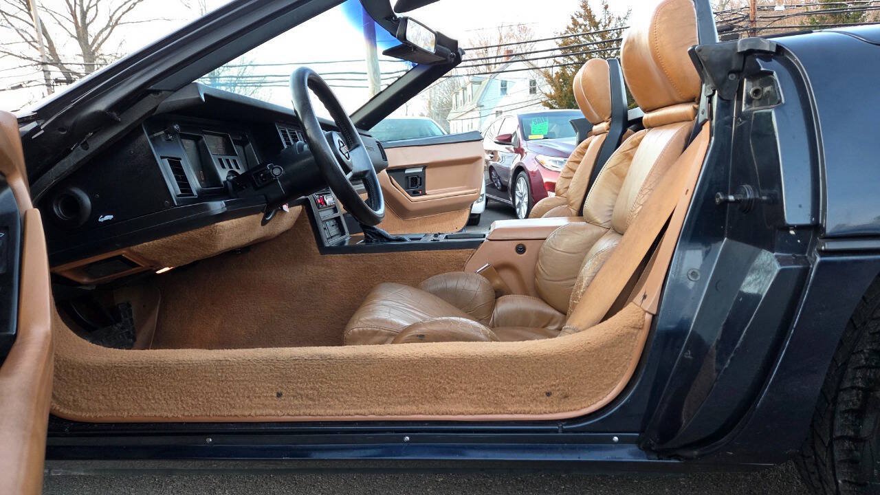 Used 1989 Chevrolet Corvette Convertible RWD image 29