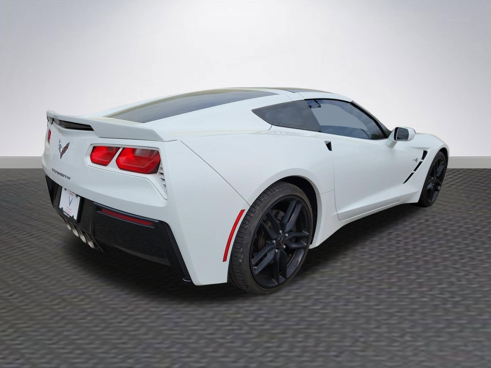 Used 2016 Chevrolet Corvette Stingray Coupe w/ 2LT Preferred Equipment Group image 5