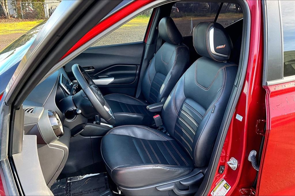 Used 2020 Nissan Kicks SR w/ SR Premium Package image 9