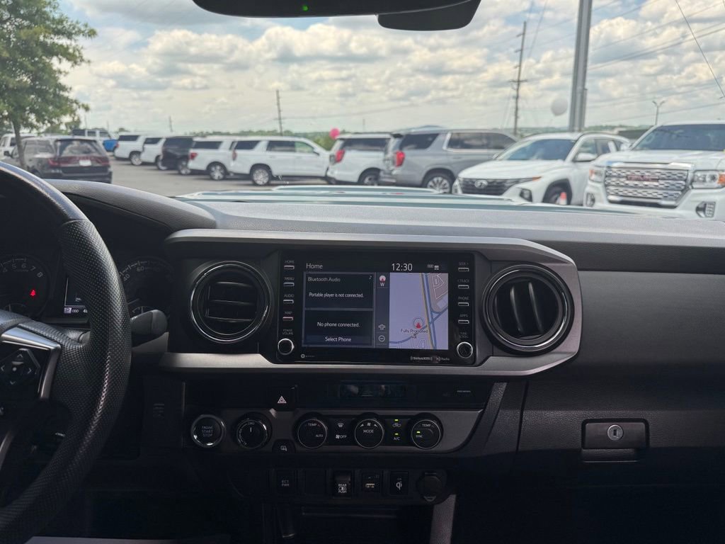 Used 2022 Toyota Tacoma TRD Sport AWD/4WD image 21