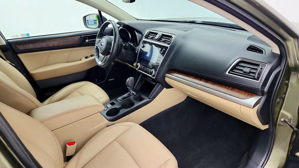 Used 2018 Subaru Outback 2.5i Limited AWD/4WD image 25