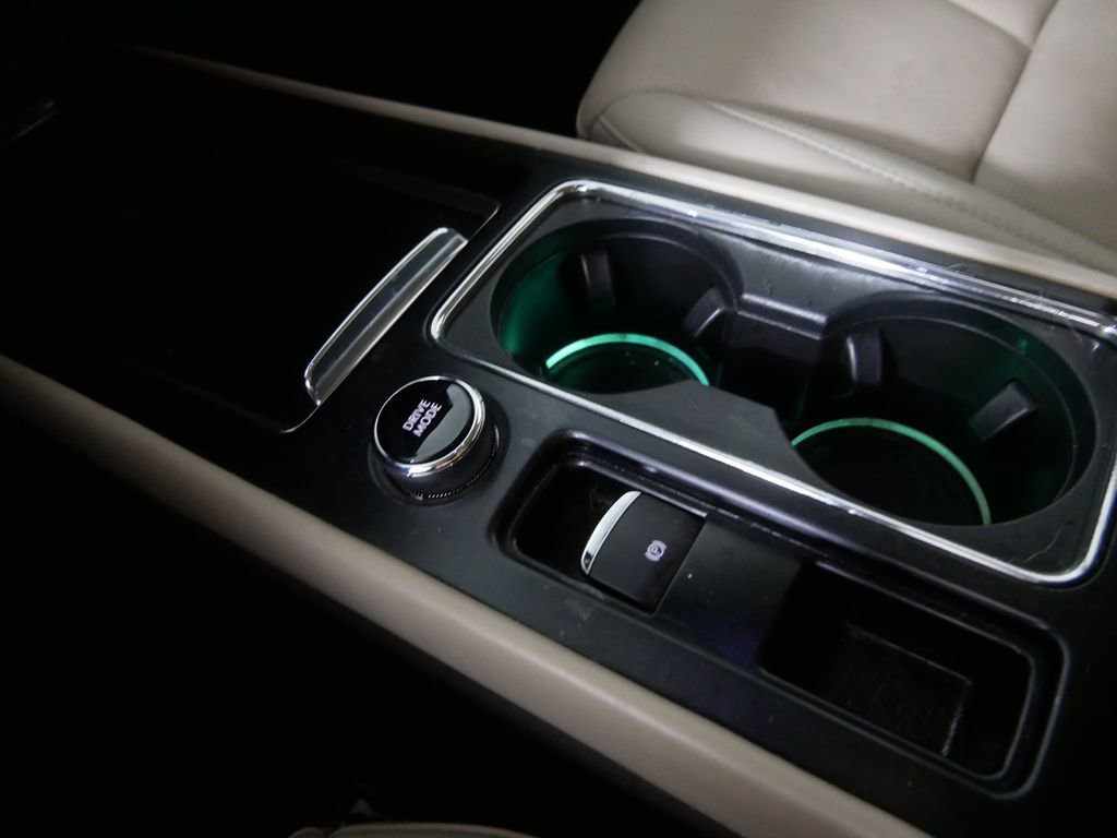 Used 2023 Lincoln Corsair Reserve w/ Jet Appearance Package image 24