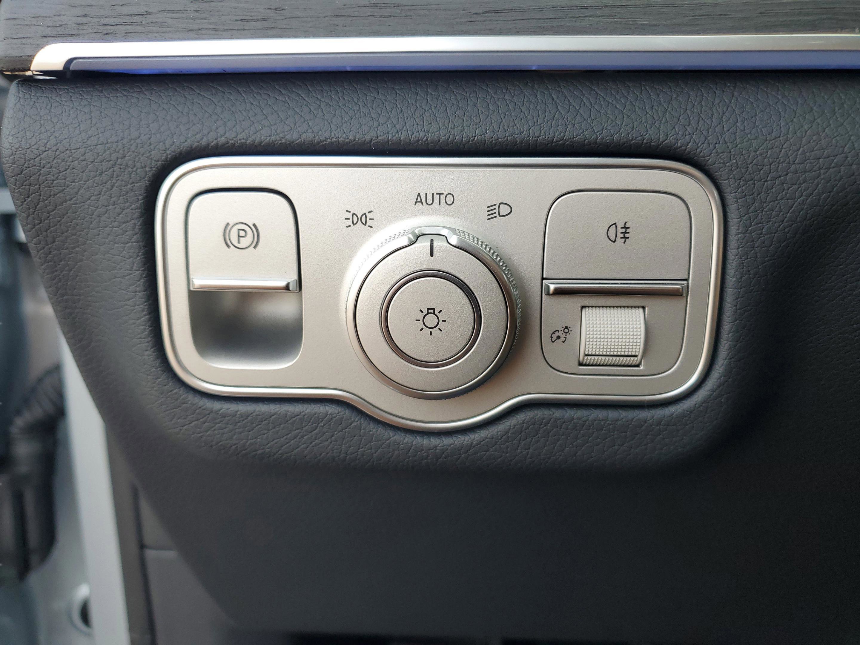 Certified 2026 Mercedes-Benz GLS 450 4MATIC image 31
