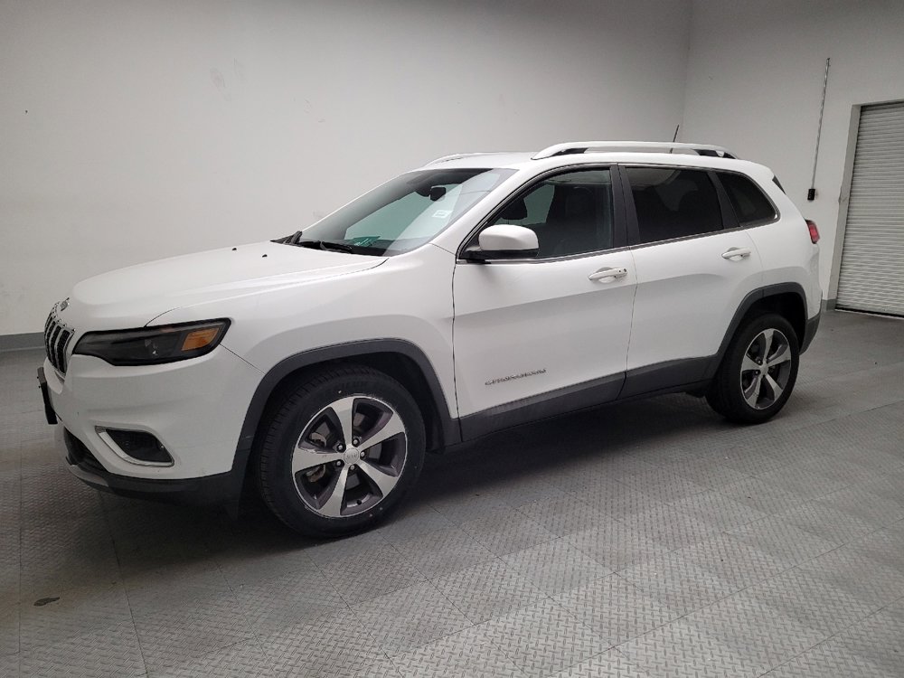 Used 2019 Jeep Cherokee Limited image 2