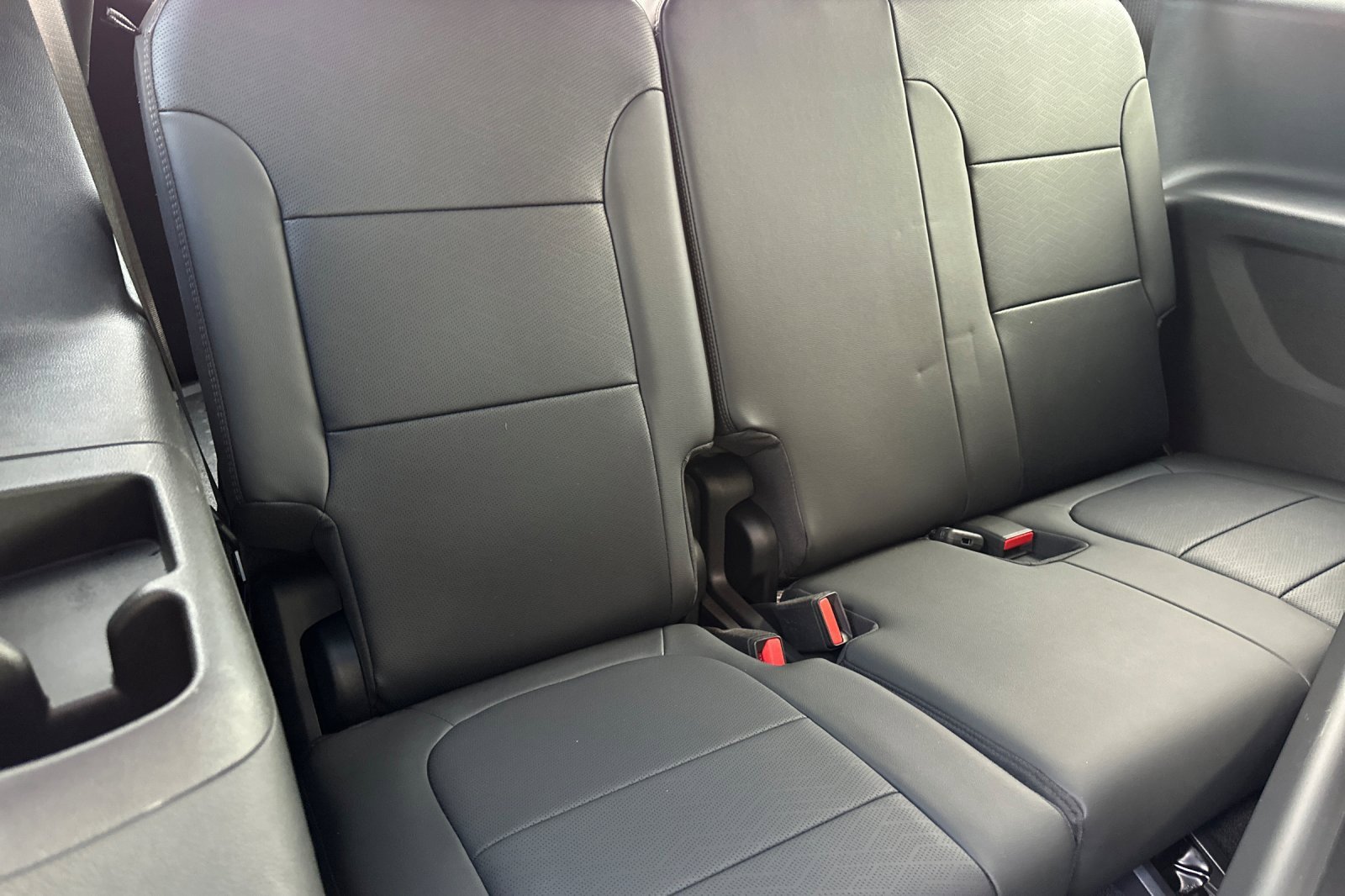 Used 2022 Chevrolet Traverse High Country w/ LPO, Floor Liner Package image 19