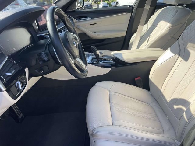 Used 2022 BMW 530i w/ M Sport Package image 14