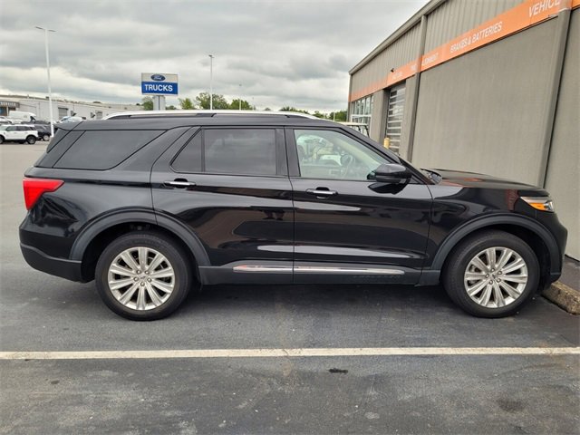 Used 2020 Ford Explorer Limited w/ Class III Trailer Tow Package image 2