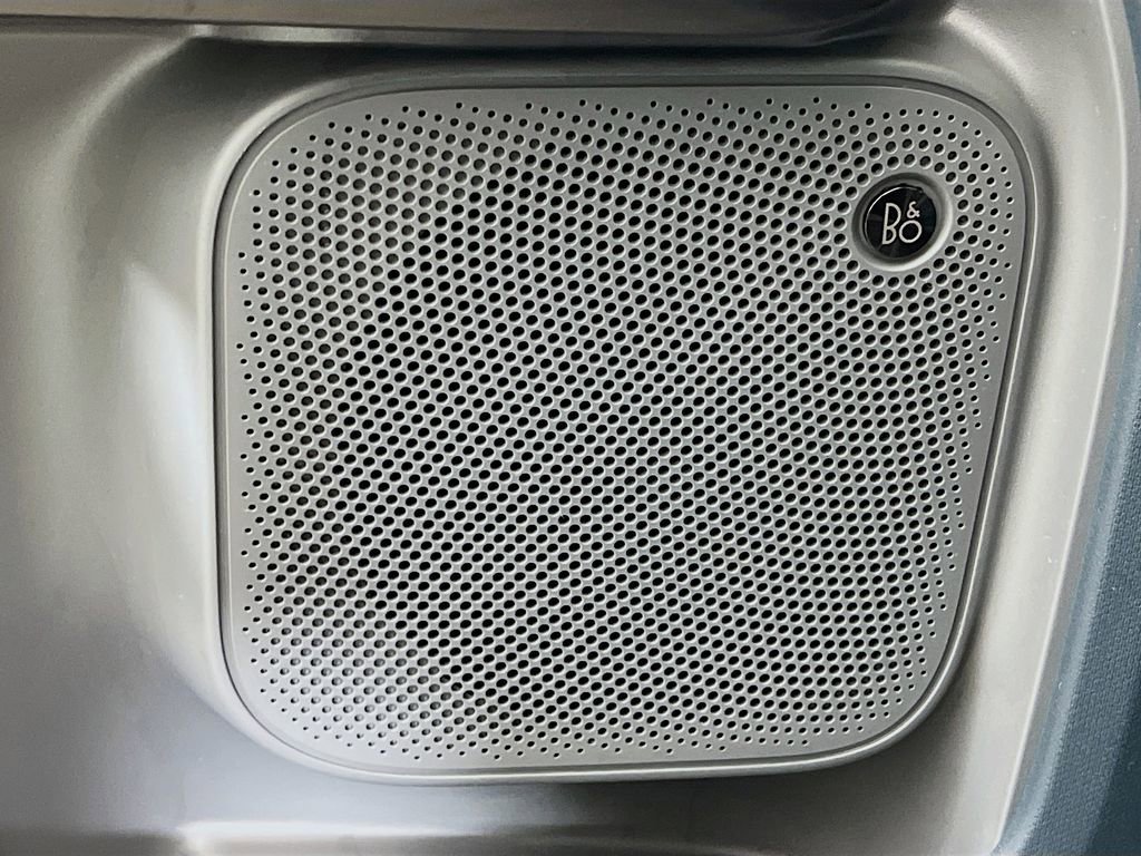 Used 2025 Ford Maverick Lariat w/ Black Appearance Package image 25