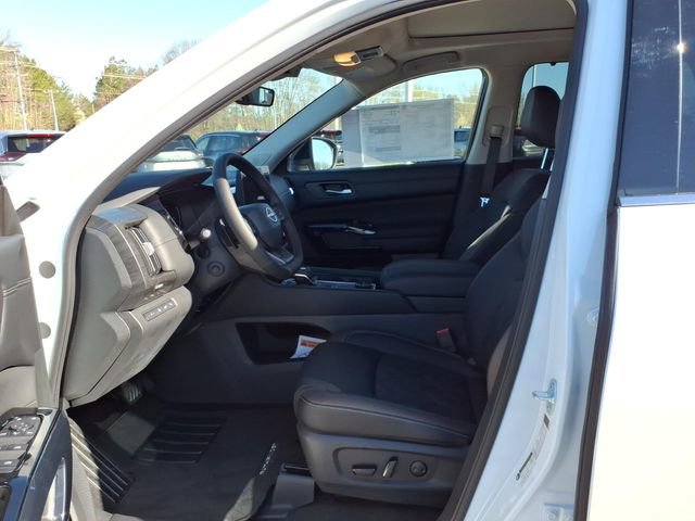 New 2026 Nissan Pathfinder Platinum image 5