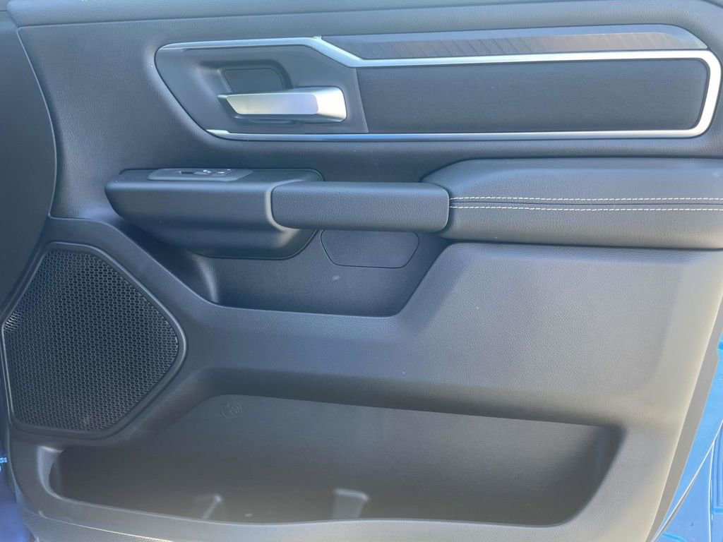 New 2026 RAM 1500 Big Horn AWD/4WD image 16