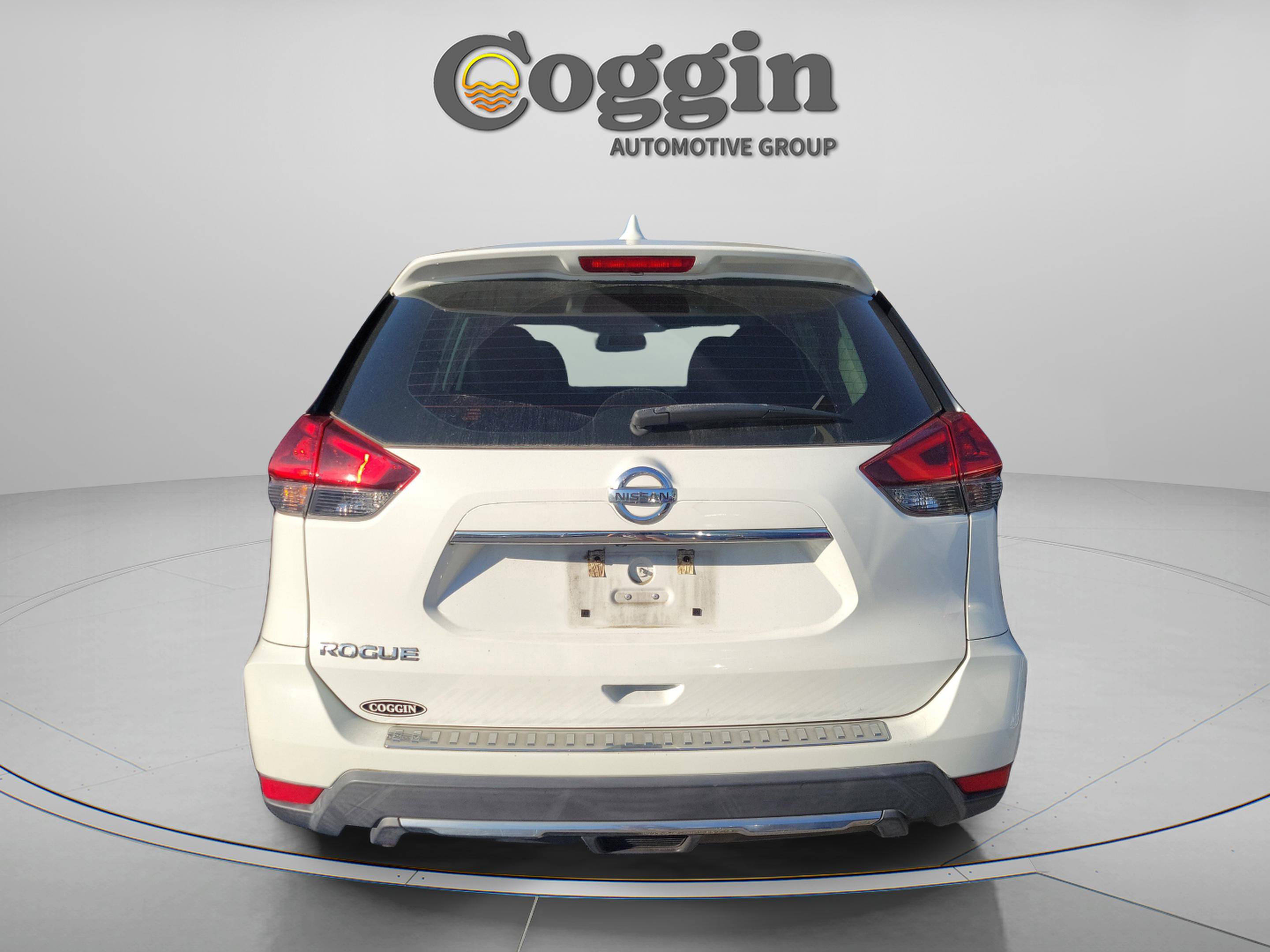 Used 2018 Nissan Rogue S FWD image 5